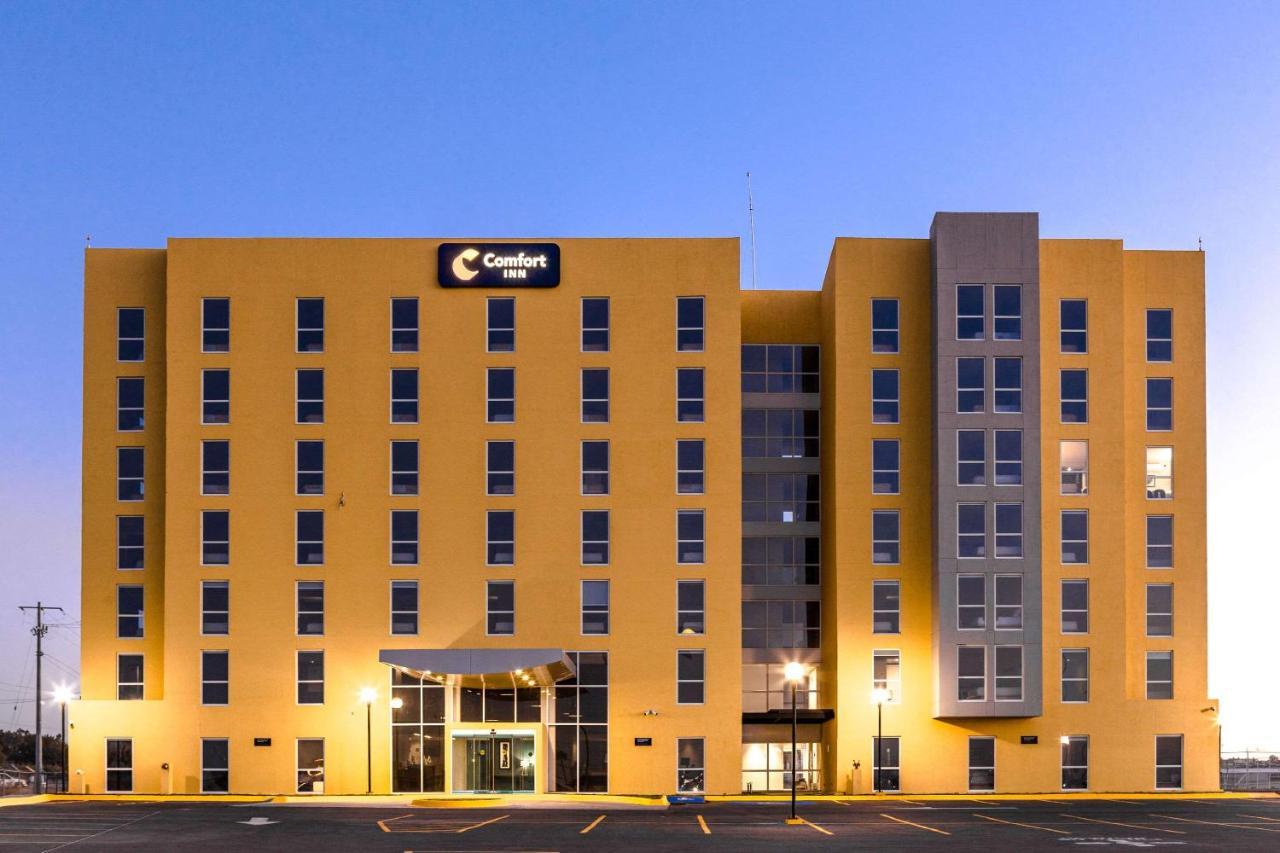 Comfort Inn Delicias Bagian luar foto