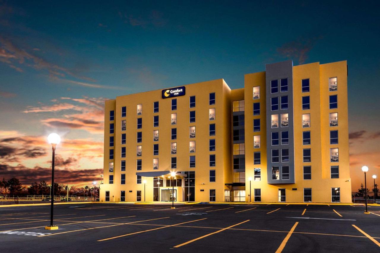 Comfort Inn Delicias Bagian luar foto