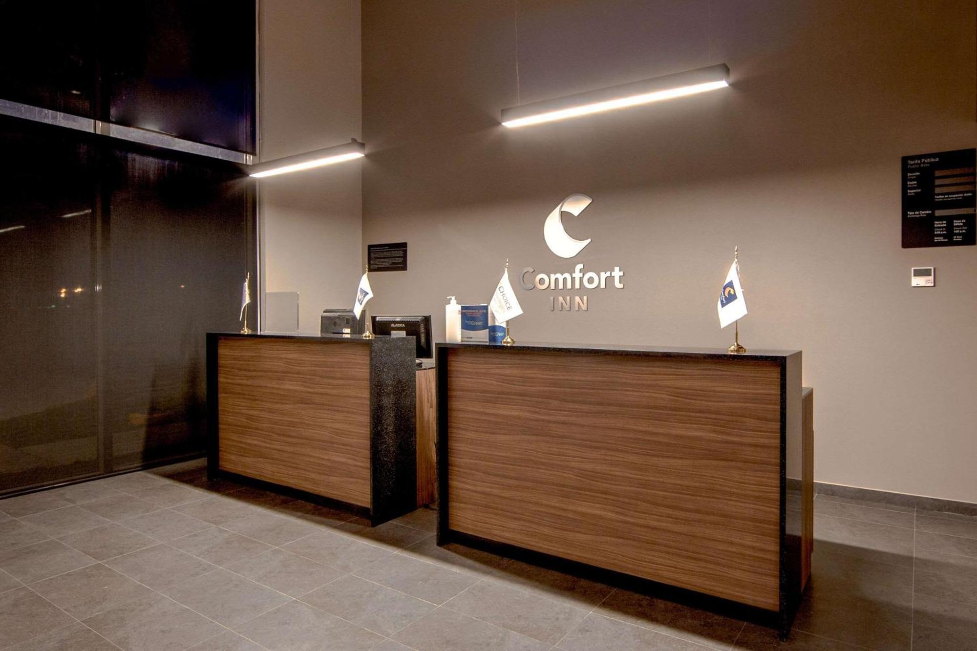 Comfort Inn Delicias Bagian luar foto